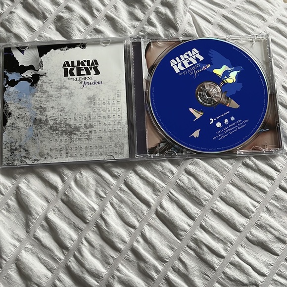 Alicia Keys Elements Of Freedom CD - Picture 3 of 3